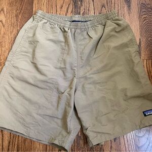 Patagonia Men’s Baggies Longs 7” Shorts Khaki Tan